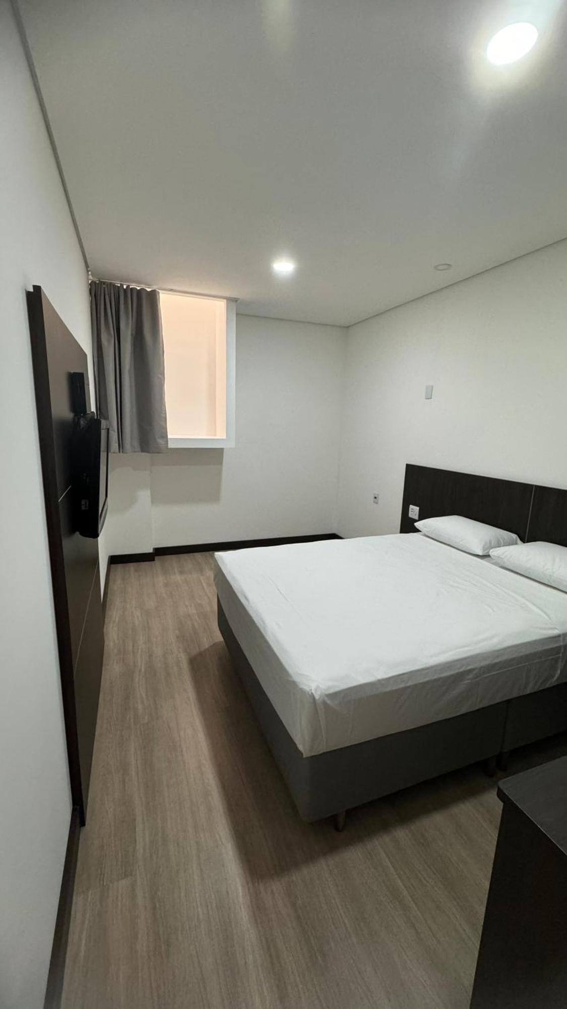בוטוקאטו Riellis Center Hotel מראה חיצוני תמונה
