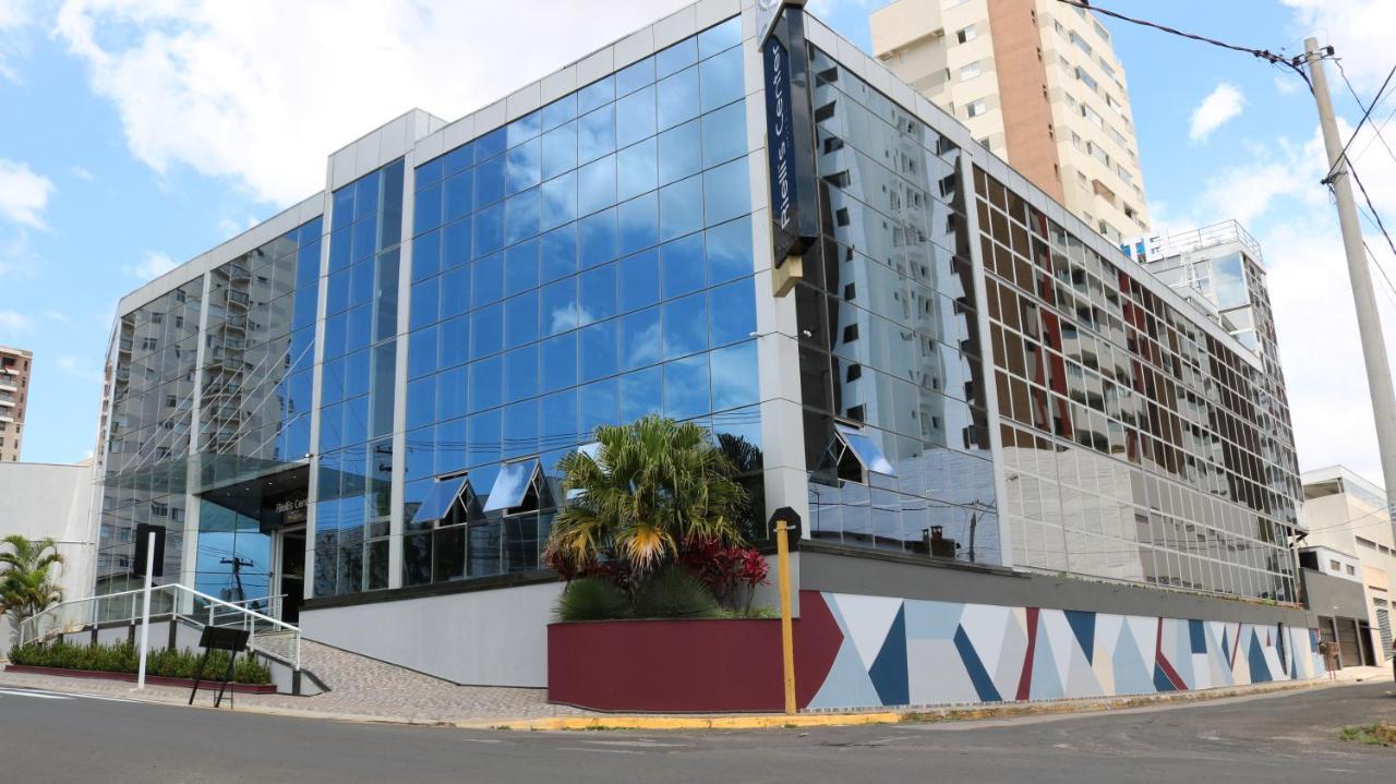 בוטוקאטו Riellis Center Hotel מראה חיצוני תמונה
