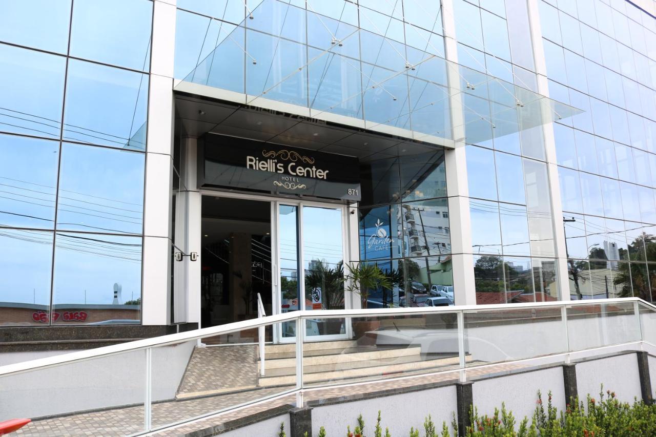 בוטוקאטו Riellis Center Hotel מראה חיצוני תמונה