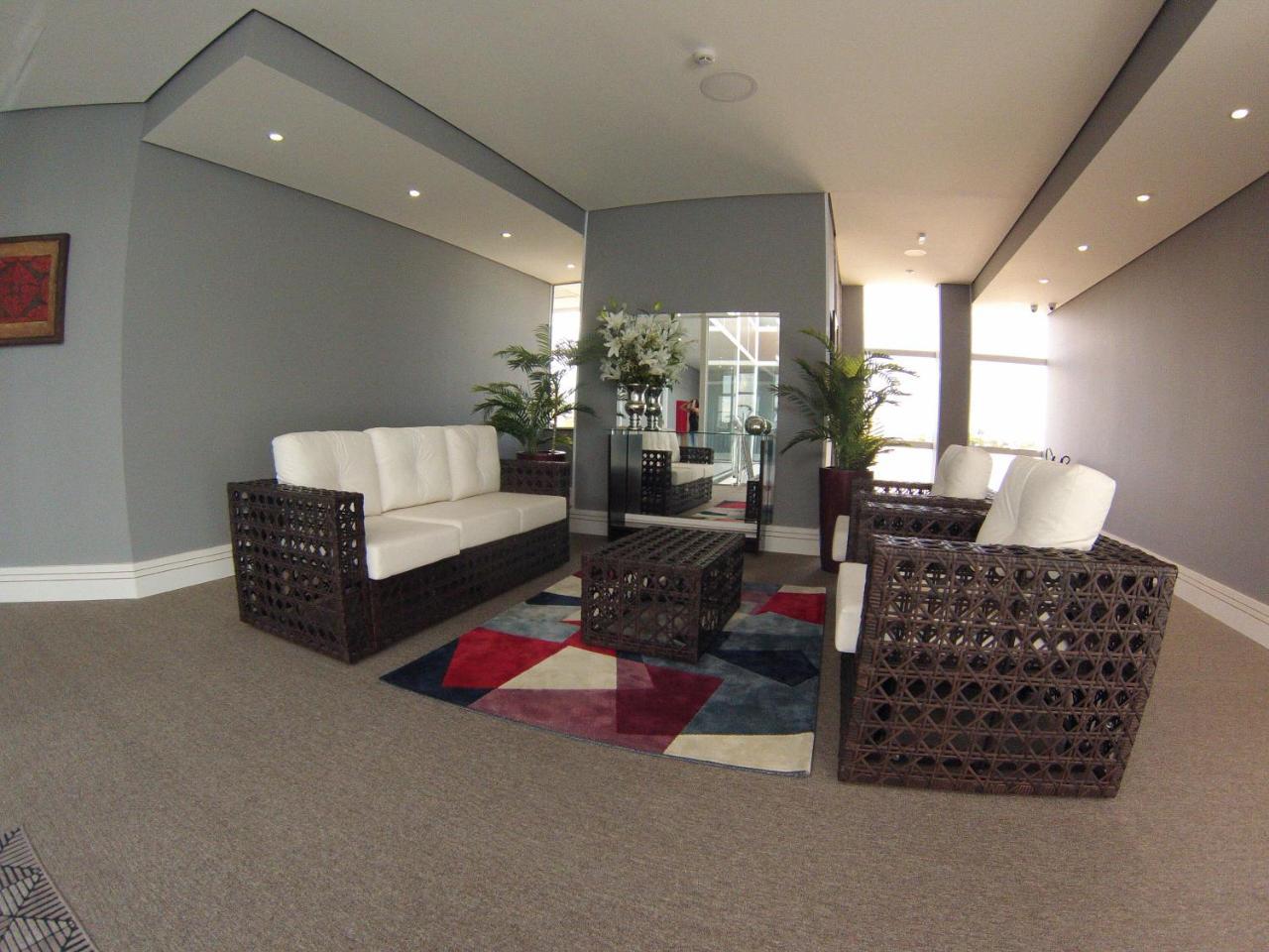 בוטוקאטו Riellis Center Hotel מראה חיצוני תמונה